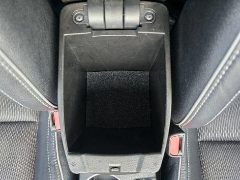 Used 2016 Toyota Corolla S image 38