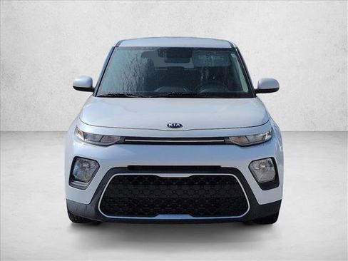 Used 2021 Kia Soul LX image 2