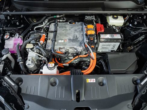New 2026 Toyota C-HR AWD/4WD image 19