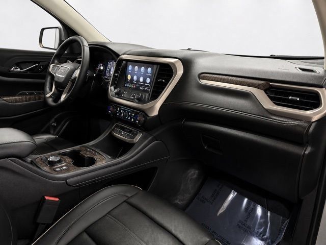 Used 2023 GMC Acadia Denali w/ Denali Technology Package AWD/4WD image 13