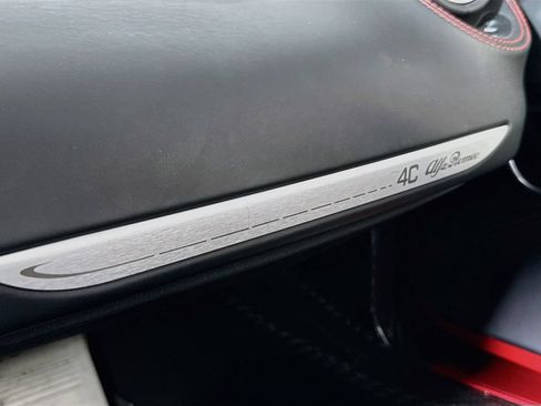 Used 2016 Alfa Romeo 4C Coupe w/ Convenience Group - Coupe RWD image 23
