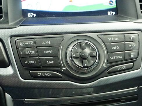 Used 2019 Nissan Pathfinder SL image 27