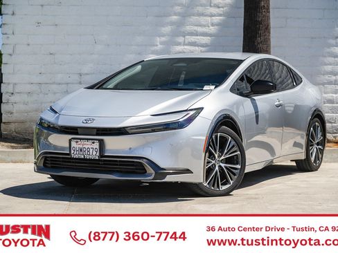 Certified 2023 Toyota Prius XLE FWD image 1