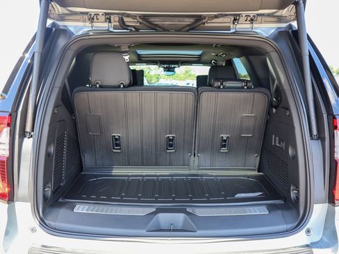 New 2026 GMC Yukon AT4 w/ AT4 Premium Plus Package AWD/4WD image 5