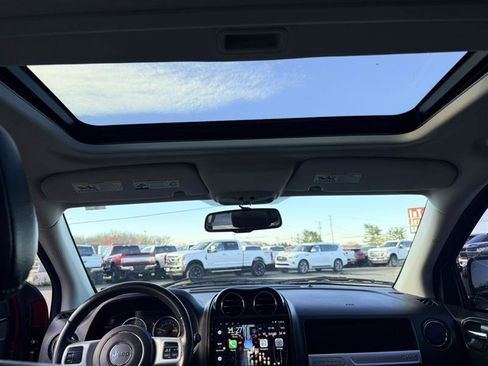 Used 2017 Jeep Compass High Altitude AWD/4WD image 20
