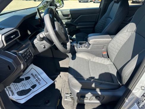 New 2026 Toyota 4Runner TRD Off-Road Premium AWD/4WD image 26