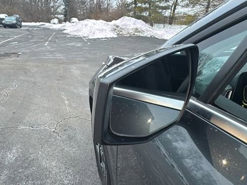 Used 2024 Kia Sportage LX image 40