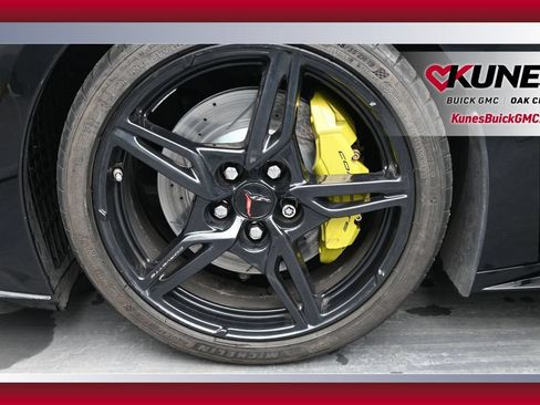 Used 2020 Chevrolet Corvette Stingray Preferred Conv w/ 2LT Preferred Equipment Group RWD image 13