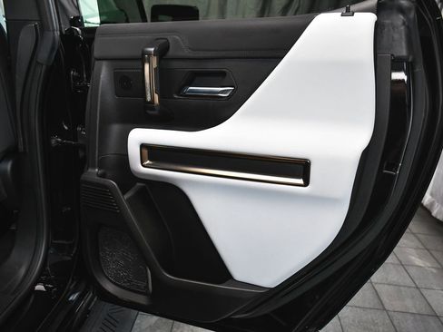 Used 2024 GMC Hummer EV 3X image 13