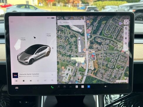 Used 2019 Tesla Model 3 Standard Range Plus image 23