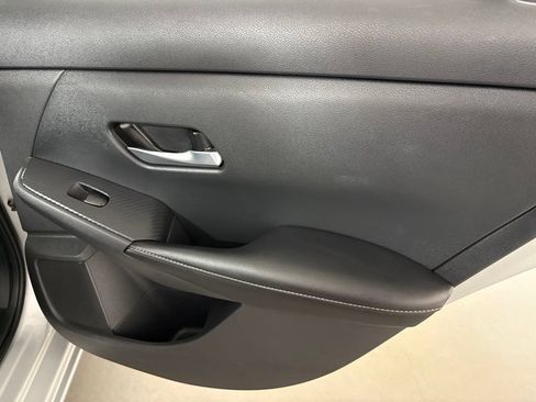 Used 2023 Nissan Sentra SV FWD image 37
