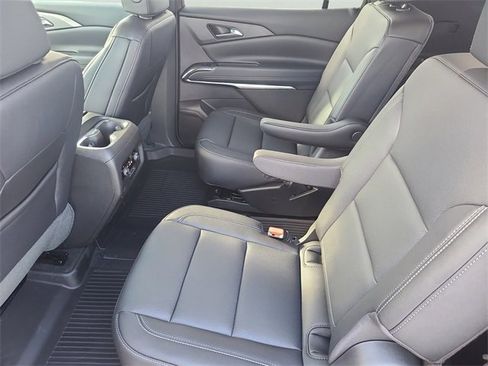 New 2026 Chevrolet Traverse LT w/ Driver Confidence Package image 15