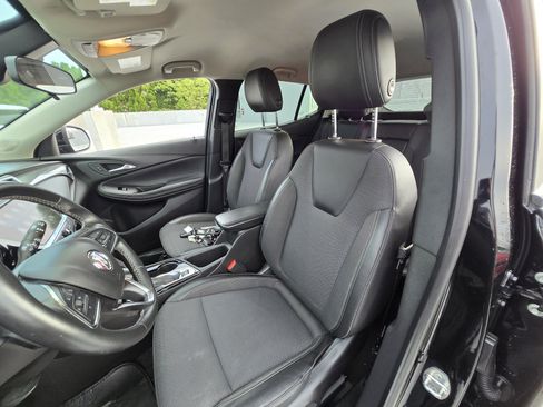 Used 2023 Buick Encore GX Select w/ Sport Touring Package FWD image 14