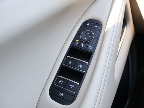 Used 2023 INFINITI QX60 Luxe w/ Vision Package FWD image 42