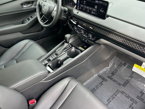 New 2025 Honda Accord EX-L image 12