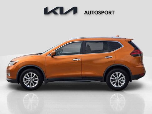 Used 2017 Nissan Rogue SV image 13