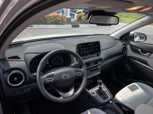 Certified 2023 Hyundai Kona SEL w/ Convenience Package AWD/4WD image 5