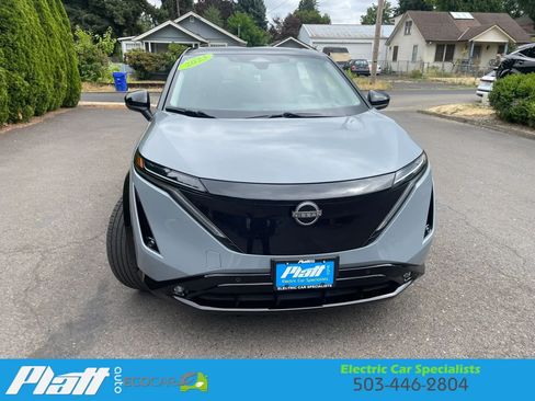 Used 2023 Nissan Ariya AWD image 16