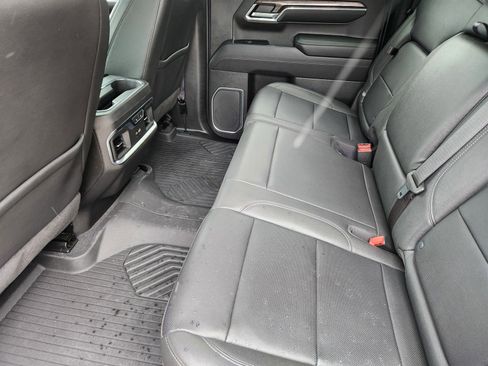 Used 2023 Chevrolet Silverado 1500 LTZ AWD/4WD image 12