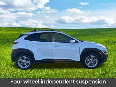 Used 2023 Hyundai Kona SEL image 5