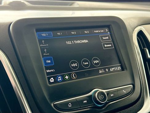 Used 2021 Chevrolet Equinox LS FWD image 15