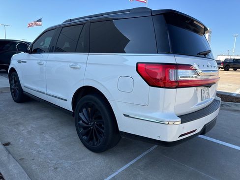Used 2021 Lincoln Navigator Black Label w/ Special Edition Package image 4
