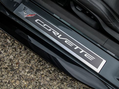 Used 2017 Chevrolet Corvette Z06 RWD image 34