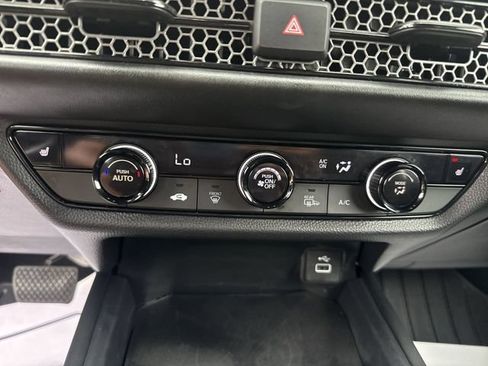 Certified 2024 Honda HR-V Sport image 20