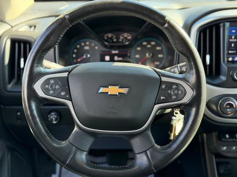 Used 2022 Chevrolet Colorado ZR2 AWD/4WD image 8