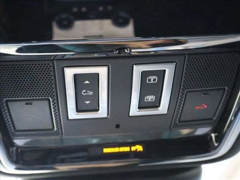 Used 2020 Land Rover Range Rover Velar R-Dynamic S AWD/4WD image 22