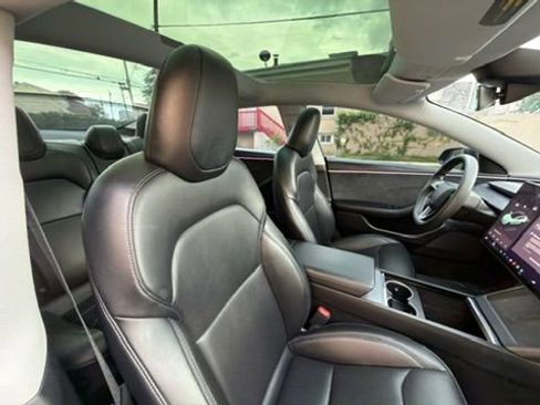 Used 2025 Tesla Model 3 Long Range AWD/4WD image 31