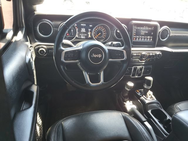 Used 2018 Jeep Wrangler Unlimited Sahara w/ Safety Group AWD/4WD image 11