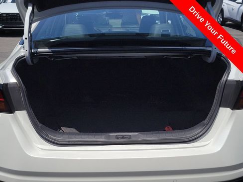 Used 2025 Nissan Altima 2.5 SR AWD/4WD image 24
