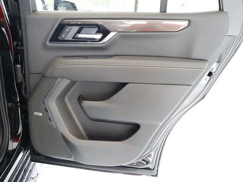 New 2026 GMC Yukon Elevation w/ Elevation Premium Package AWD/4WD image 40