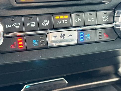 Certified 2022 Ford F250 Lariat w/ Lariat Ultimate Package image 22