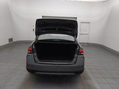 Used 2024 Nissan Versa SR image 29