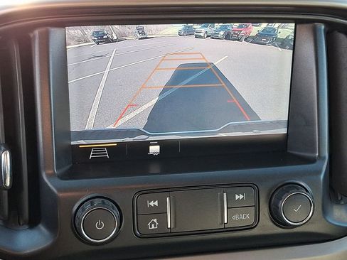 Used 2019 Chevrolet Colorado Z71 image 17