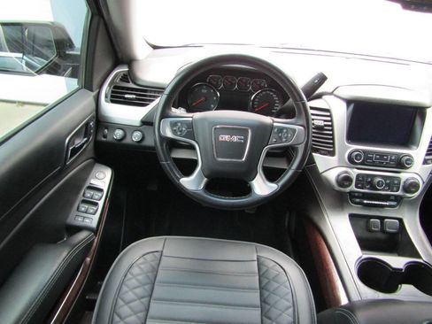 Used 2015 GMC Yukon SLE w/ Convenience Package image 15