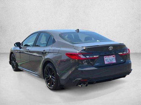 Certified 2025 Toyota Camry SE FWD image 6