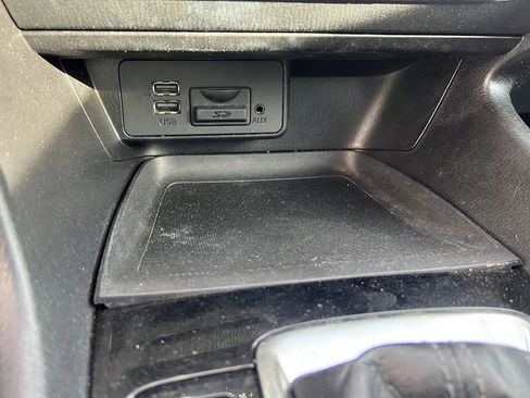 Used 2018 MAZDA MAZDA3 Touring image 26