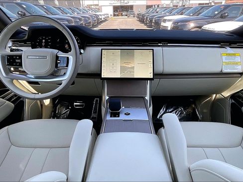 New 2026 Land Rover Range Rover SE AWD/4WD image 10