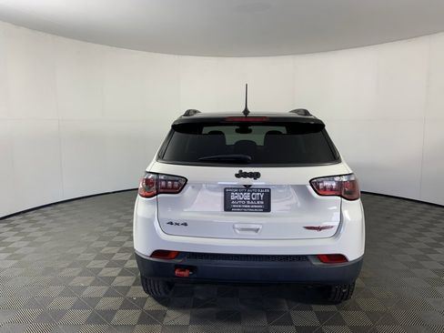 Used 2018 Jeep Compass Trailhawk w/ Navigation Group image 8