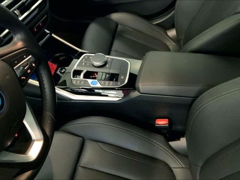 Used 2023 BMW i4 eDrive40 w/ Premium Package RWD image 8