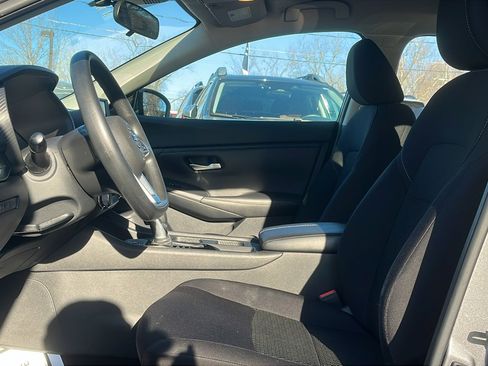 Used 2022 Nissan Sentra S image 12