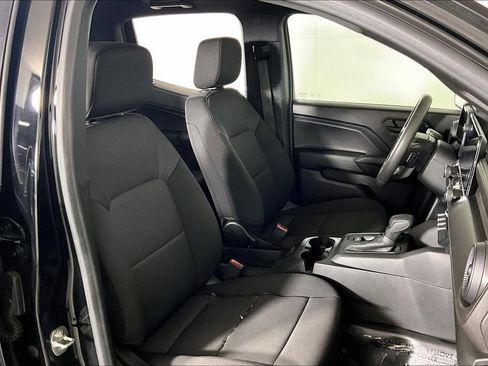 Used 2023 Chevrolet Colorado W/T RWD image 6