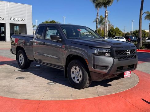 New 2026 Nissan Frontier S image 2