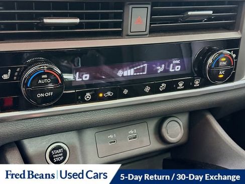 Used 2023 Nissan Rogue SV w/ SV Premium B Package AWD/4WD image 21