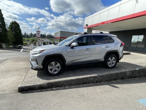 Certified 2024 Toyota RAV4 XLE w/ Convenience Package FWD image 5