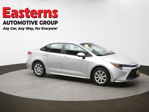 Used 2022 Toyota Corolla LE FWD image 48