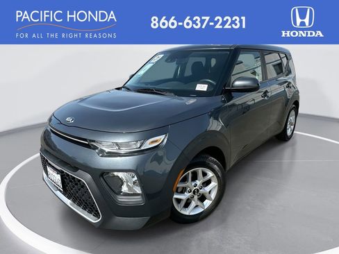 Used 2021 Kia Soul S image 1